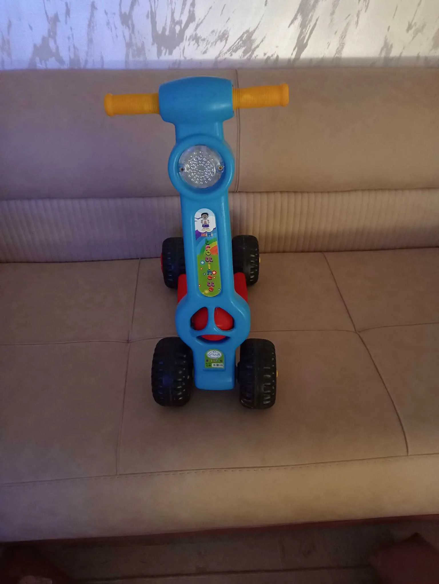 Trottinette plastique 