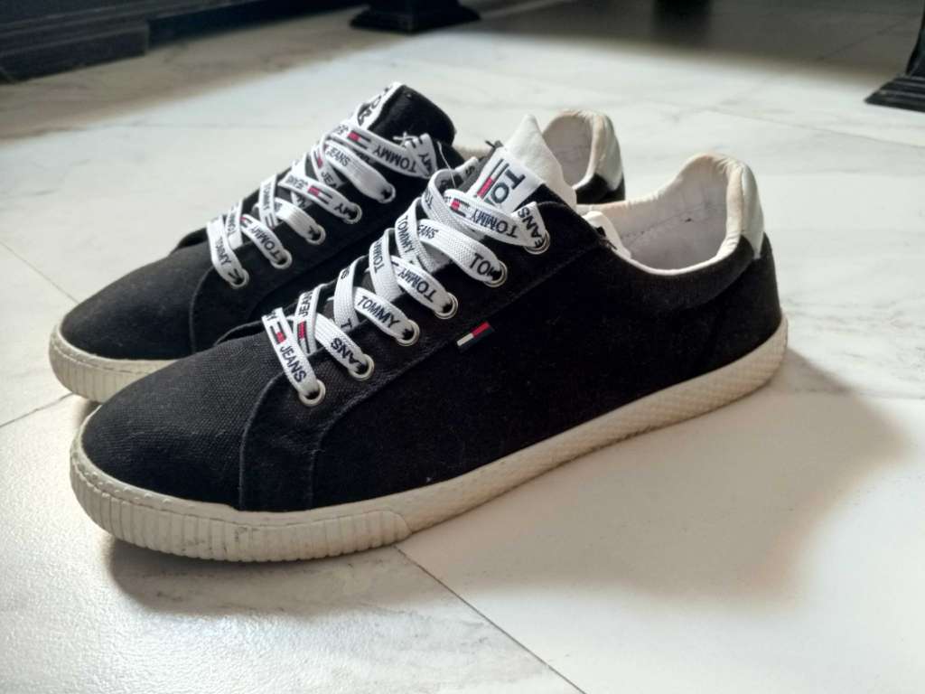 Tommy hilfiger