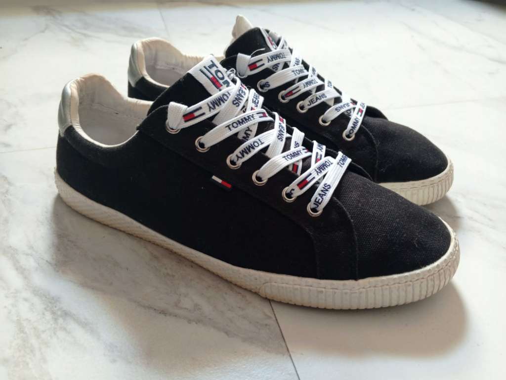 Tommy hilfiger