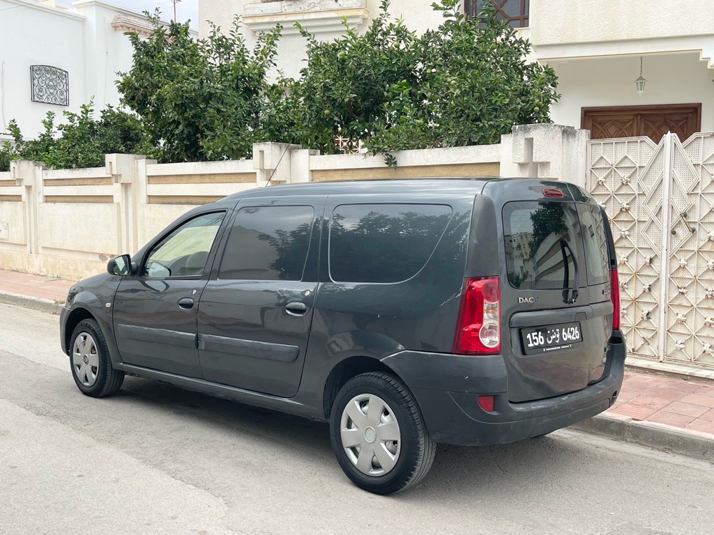Tres belle dacia logne