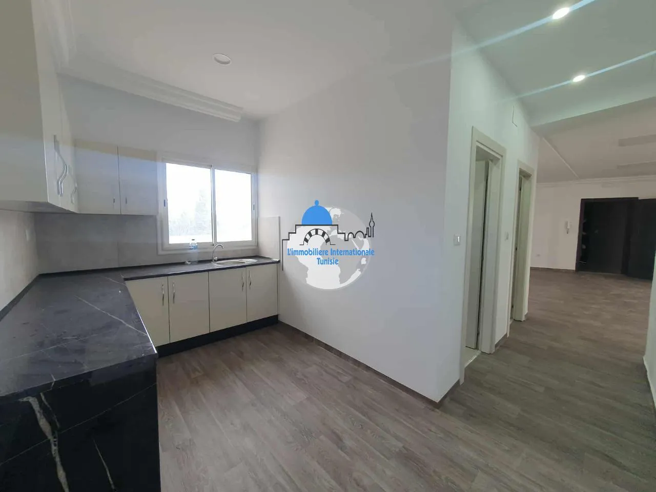 À Louer : Local Open Space 130 m² -zone touristique sousse