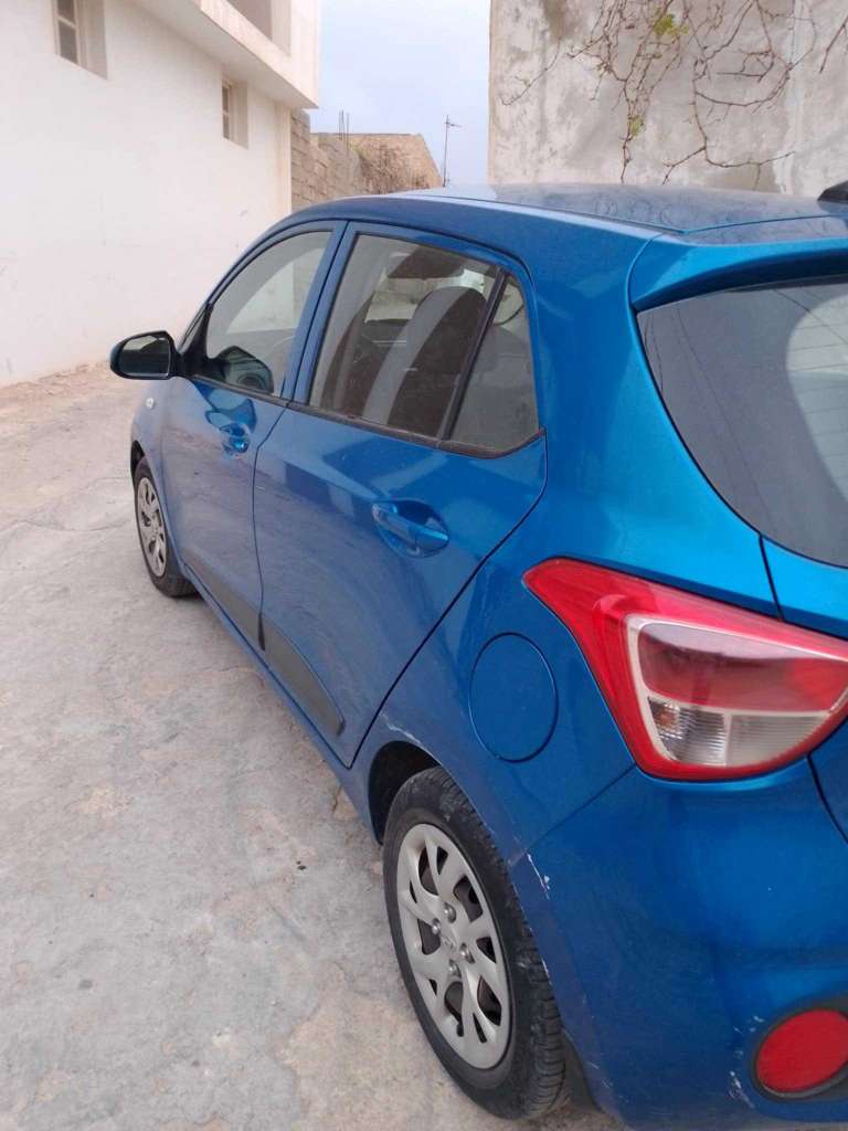 hyandai i10