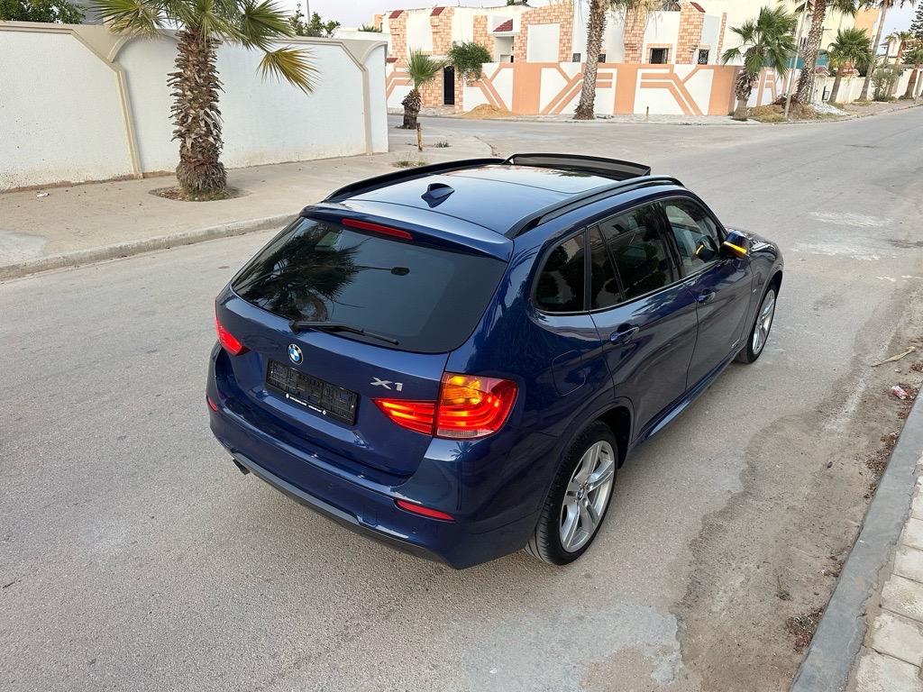 Belle BMW x1 restylé phase 2 pack M (intérieur /exterieur) etat neuf 