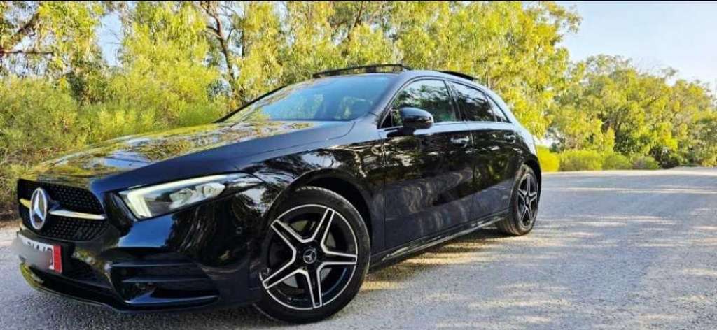 Une belle  mercedes essence hybrid  A250E  amg full importée de allmagne fin serie 257 tu