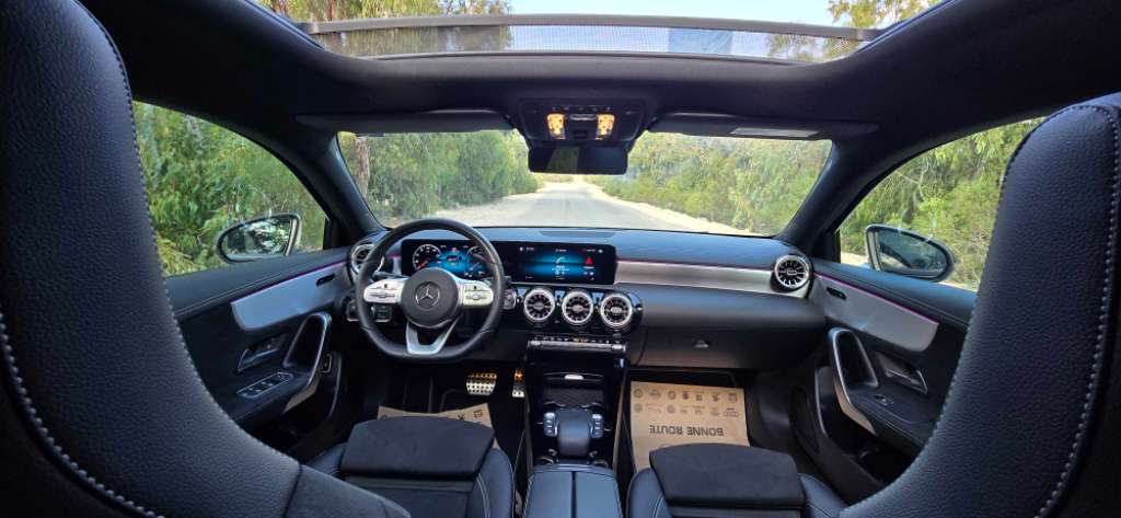 Une belle  mercedes essence hybrid  A250E  amg full importée de allmagne fin serie 257 tu