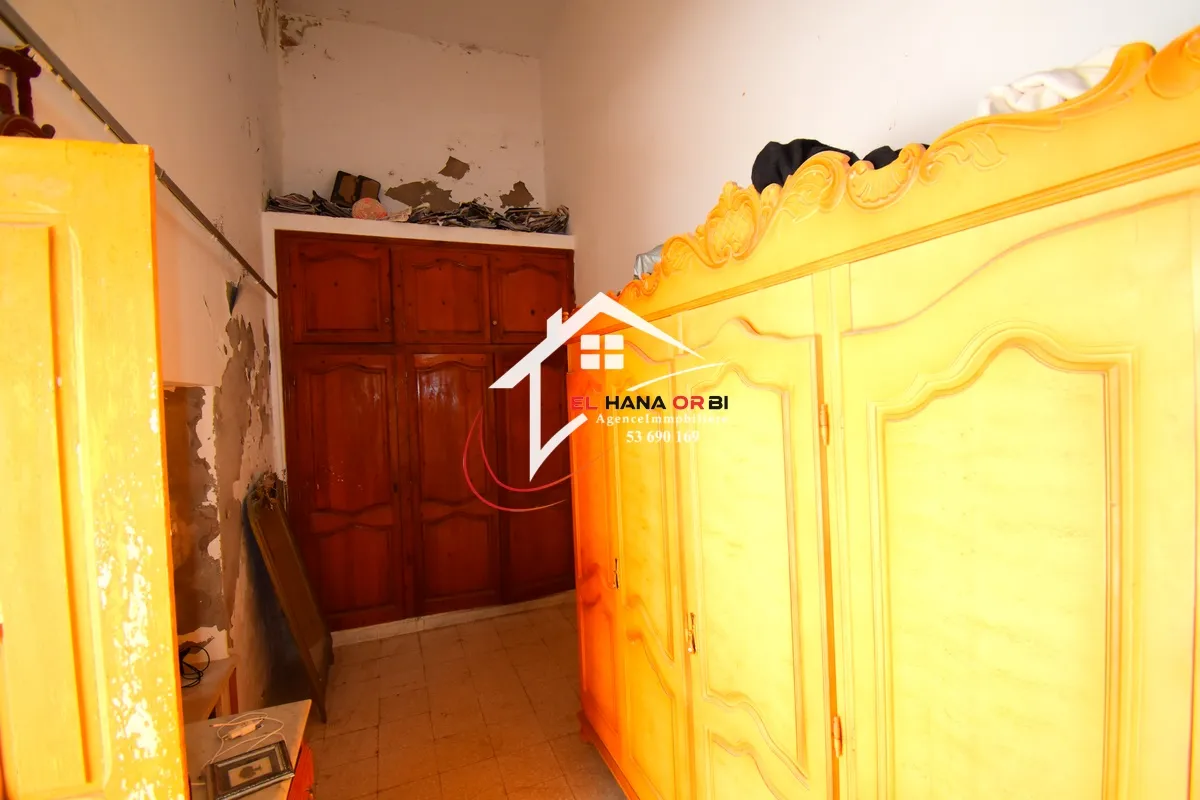Maison Arabe à Rénover à Borj Erras Proche de la Mer