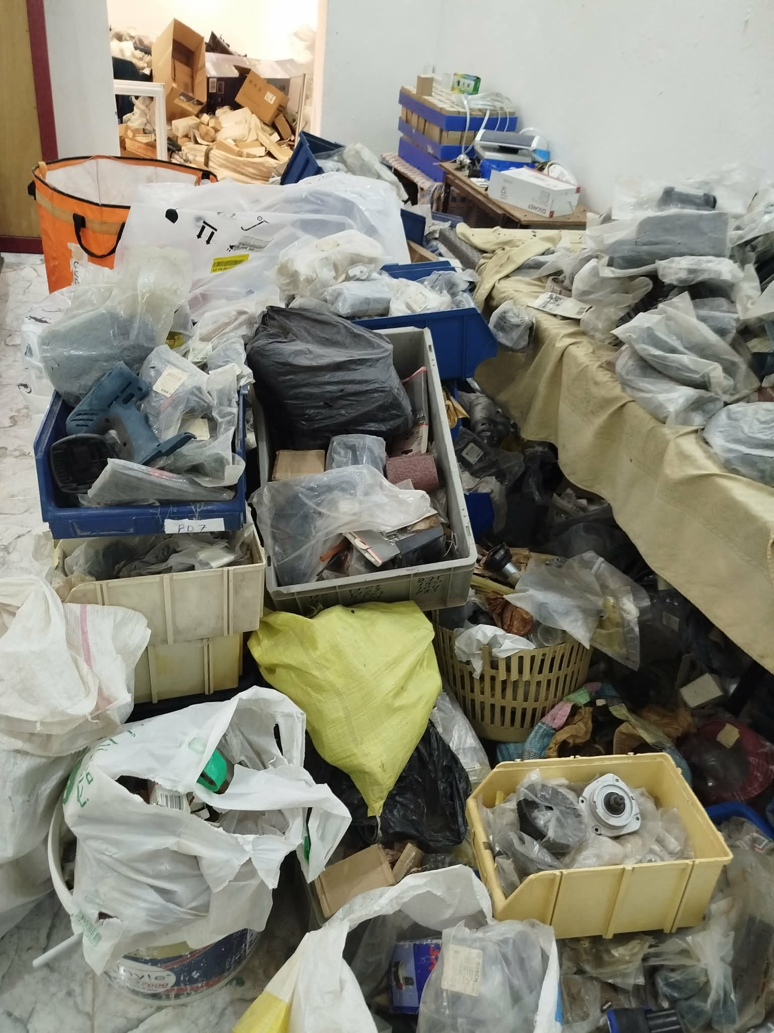 VENTE DE LOT DE PIECES DE RECHANGES BOSCH