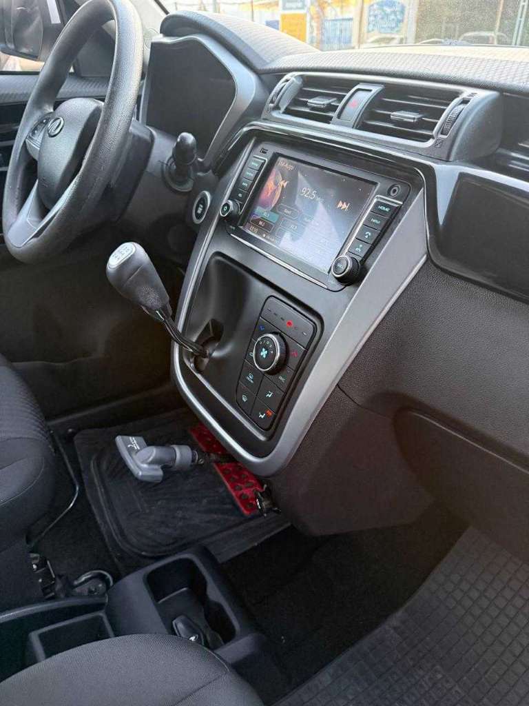 Mahindra kuv k8 1ère main ✋