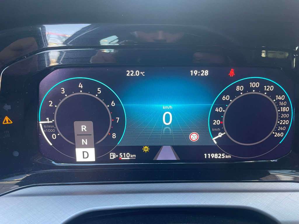 Golf 8 1.0 auto dsg7