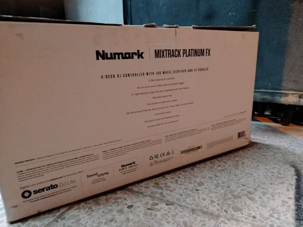 Console De Mixage Numark Platnuim Fx Avec Casque Numark Hf125