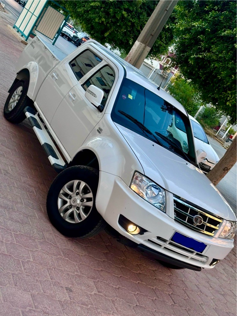 TATA (4x2) 25.000km neuf!!!