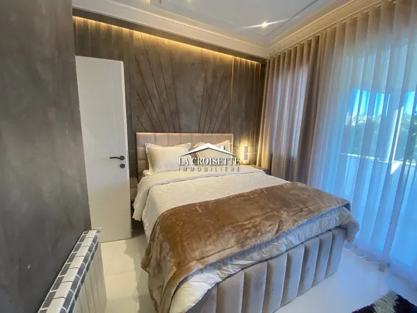 Duplex s3 meublé avec terrasse vue sur mer à Gammarth ZDL0204