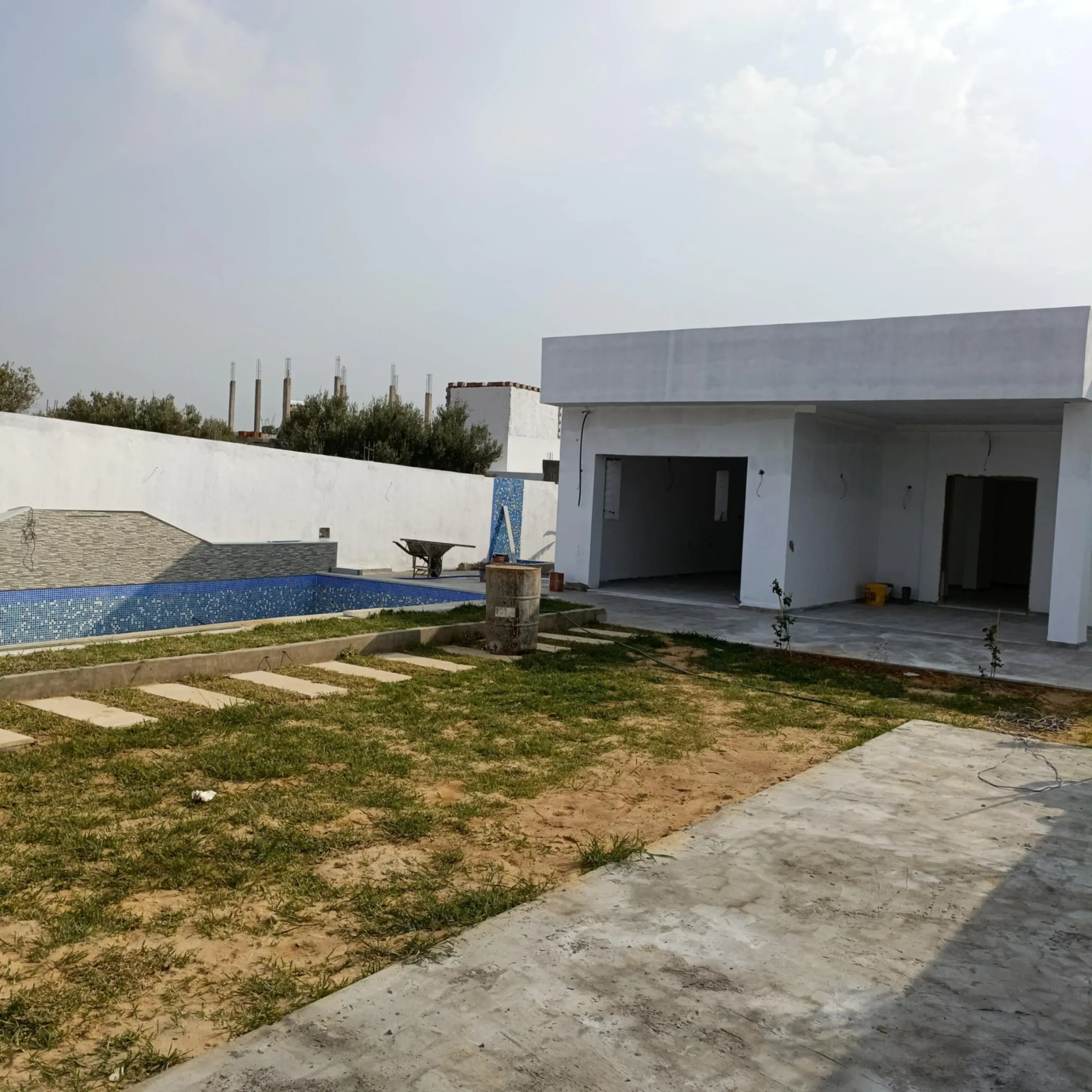 AV villa de 500m+piscine à hammamet sud 99202001