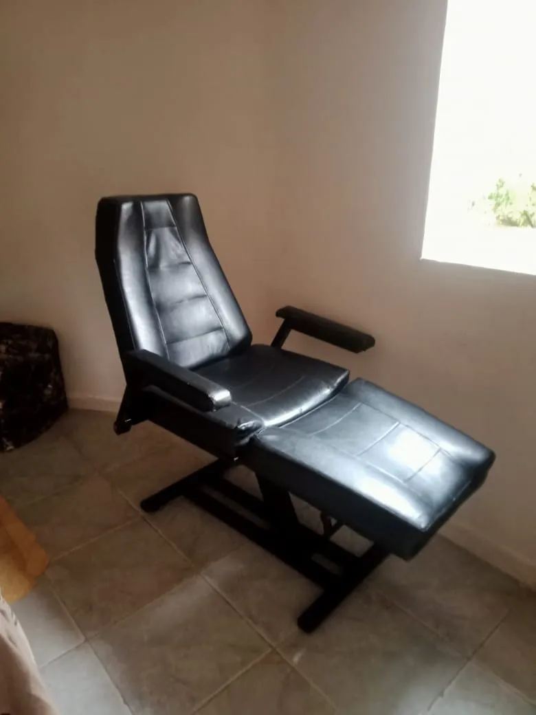 Lit esthétique où médical ممكن التوصيل 