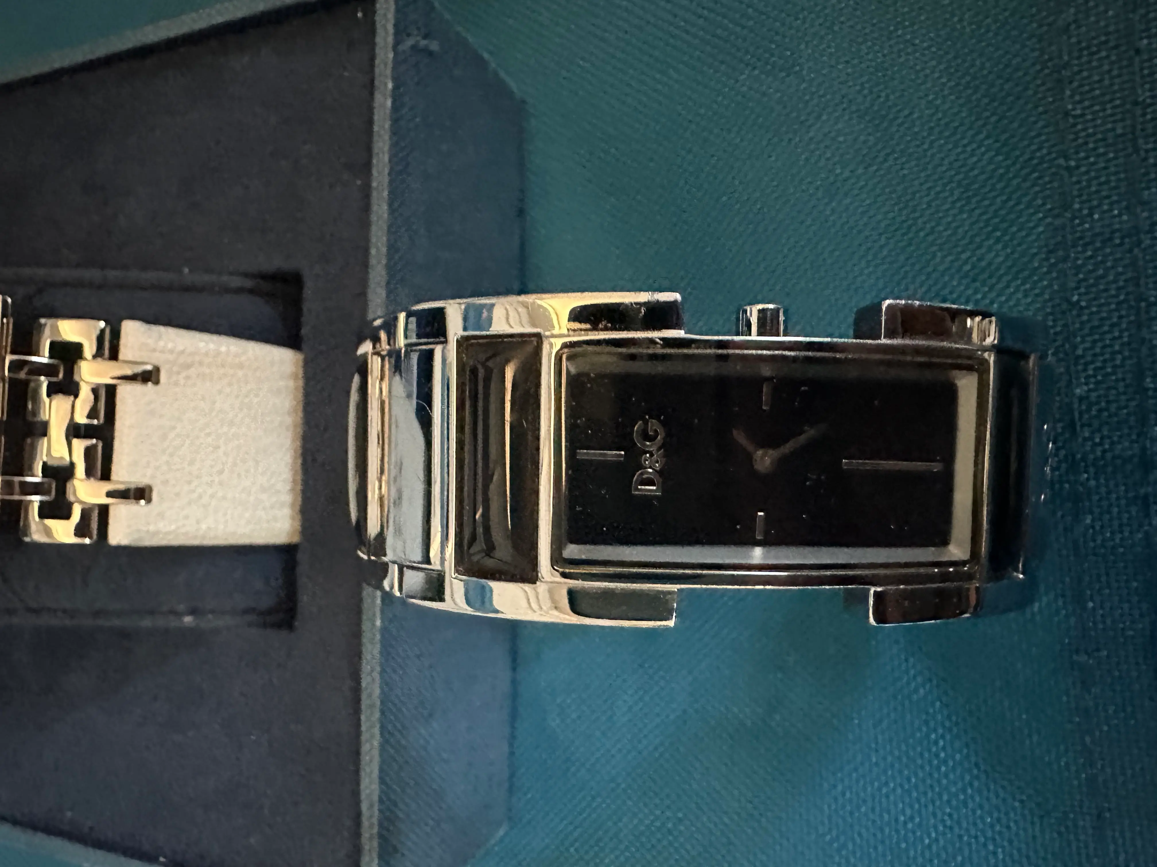 Montre pour femme FESTINA et D et G