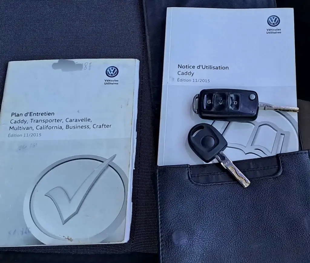 Caddy prestige 1.6 première main ✋️ 97.233.802