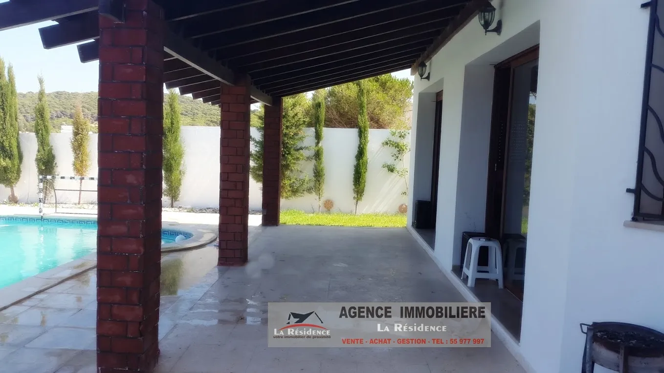 Villa avec piscine à la grotte Bizerte
