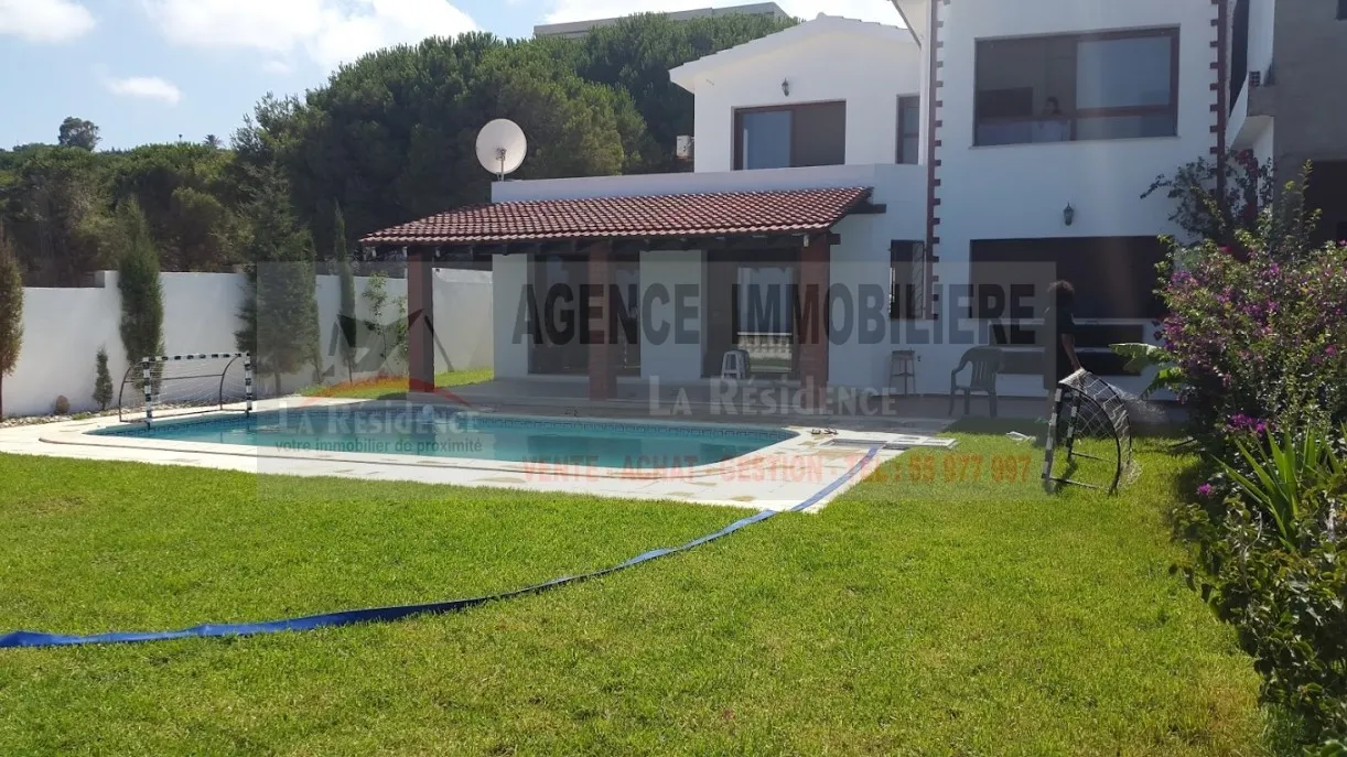 Villa avec piscine à la grotte Bizerte