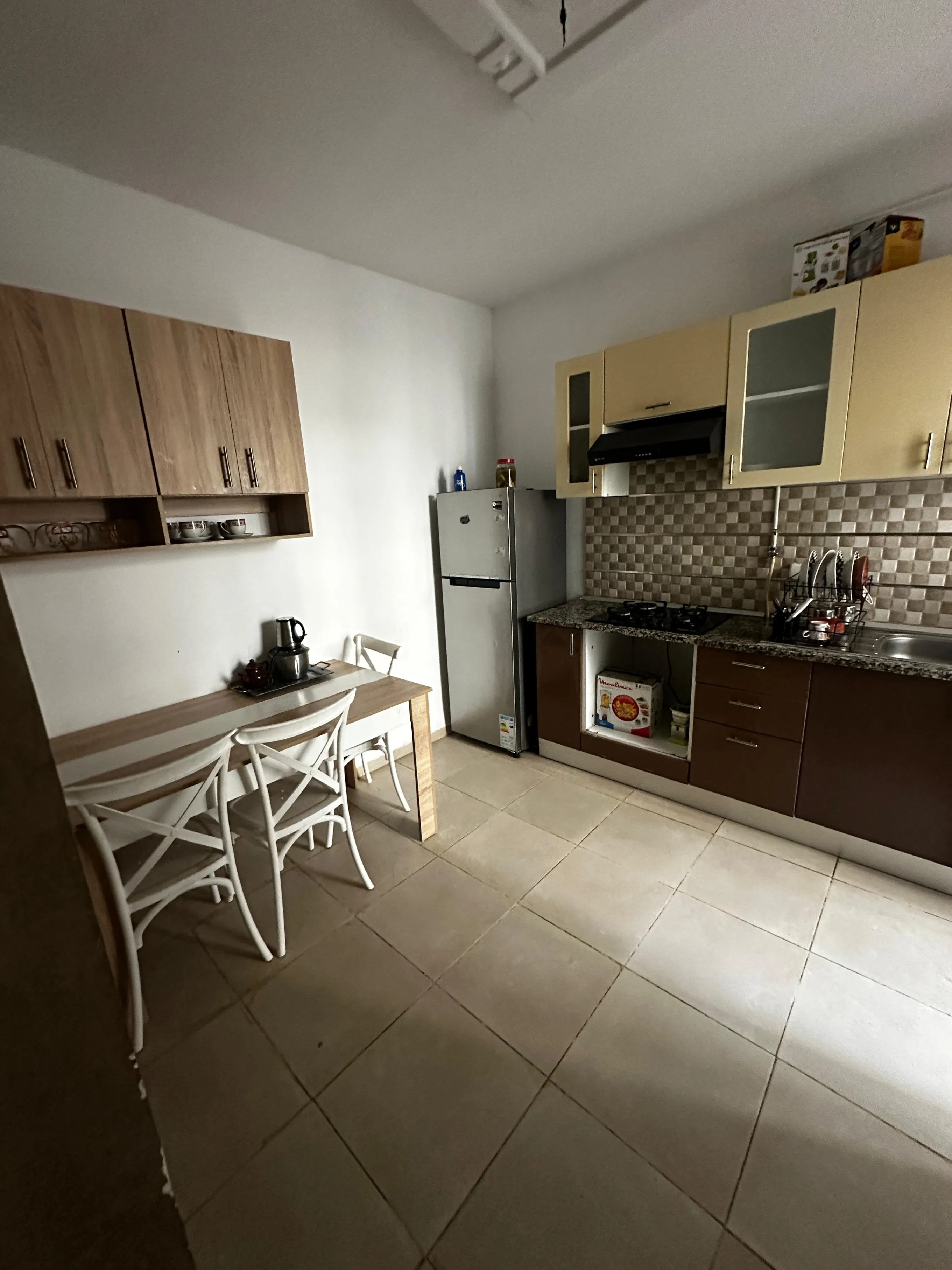 A vendre un appartement S2 avec place parking a la nouvelle medina 3 au RDC