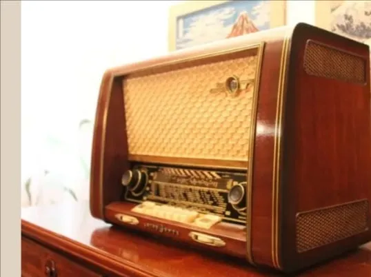 RADIO LOEWE OPTA MODÈLE HAUT DE GAMME ANNÉE 1954