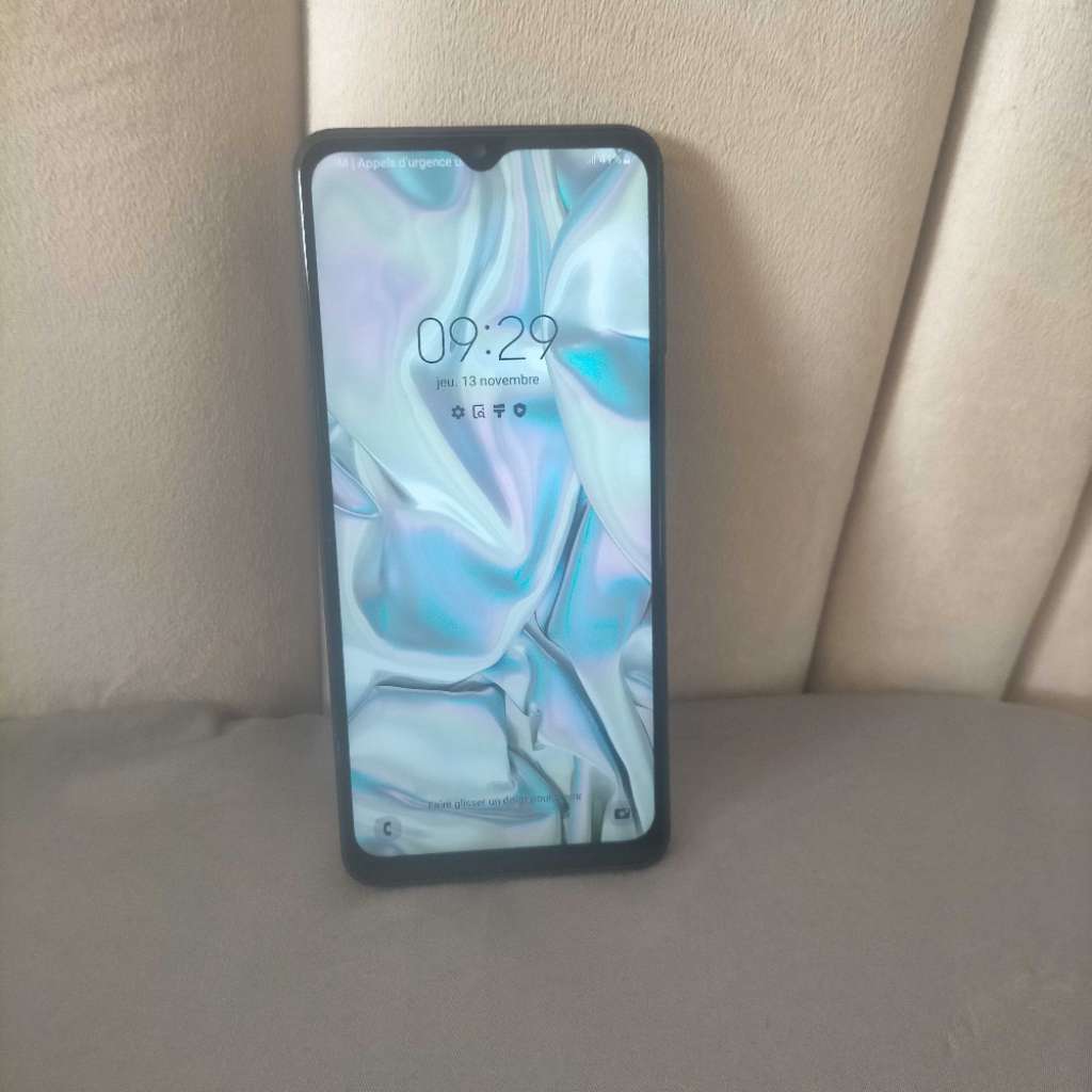 Samsung Galaxy A30 220d