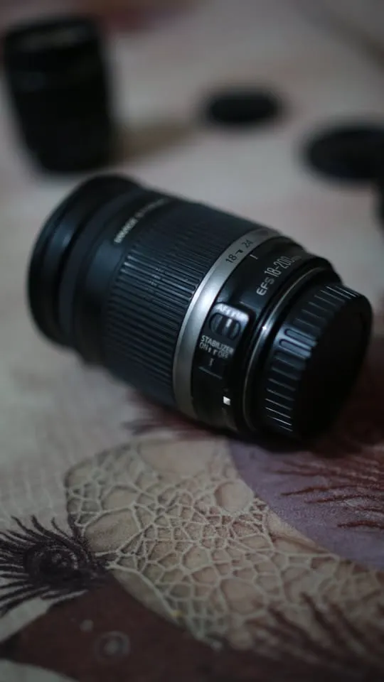 Canon 600D + 2 objectif (18-55 et 18-200) + carte mémoire 128GB