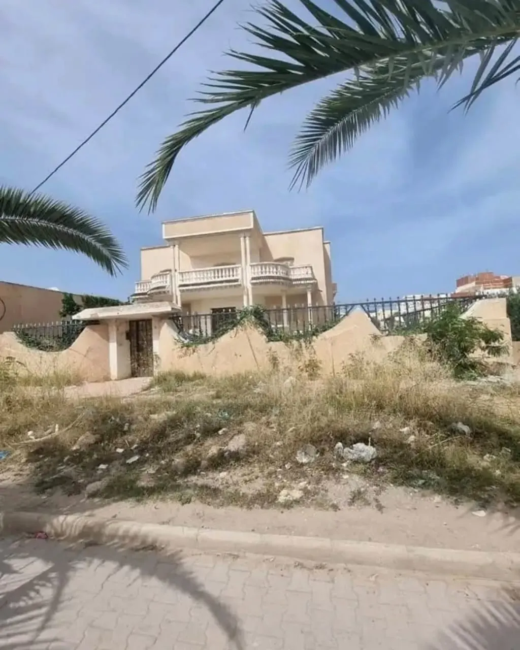 đïžPROJET clĂ© en main Ă KANTAOUI â Villa + permis R5 + vue mer = succĂšs assurĂ©!