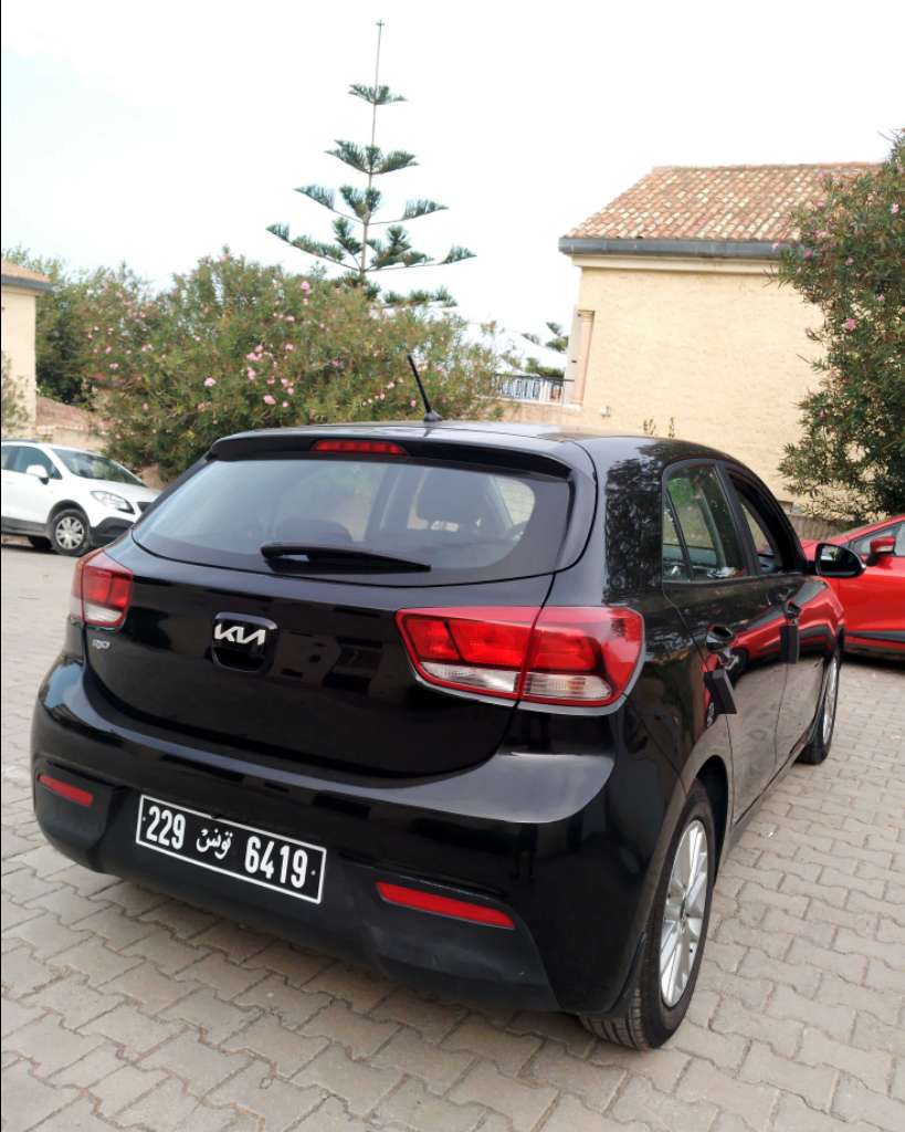 KIA RIO FULL OPTIONS