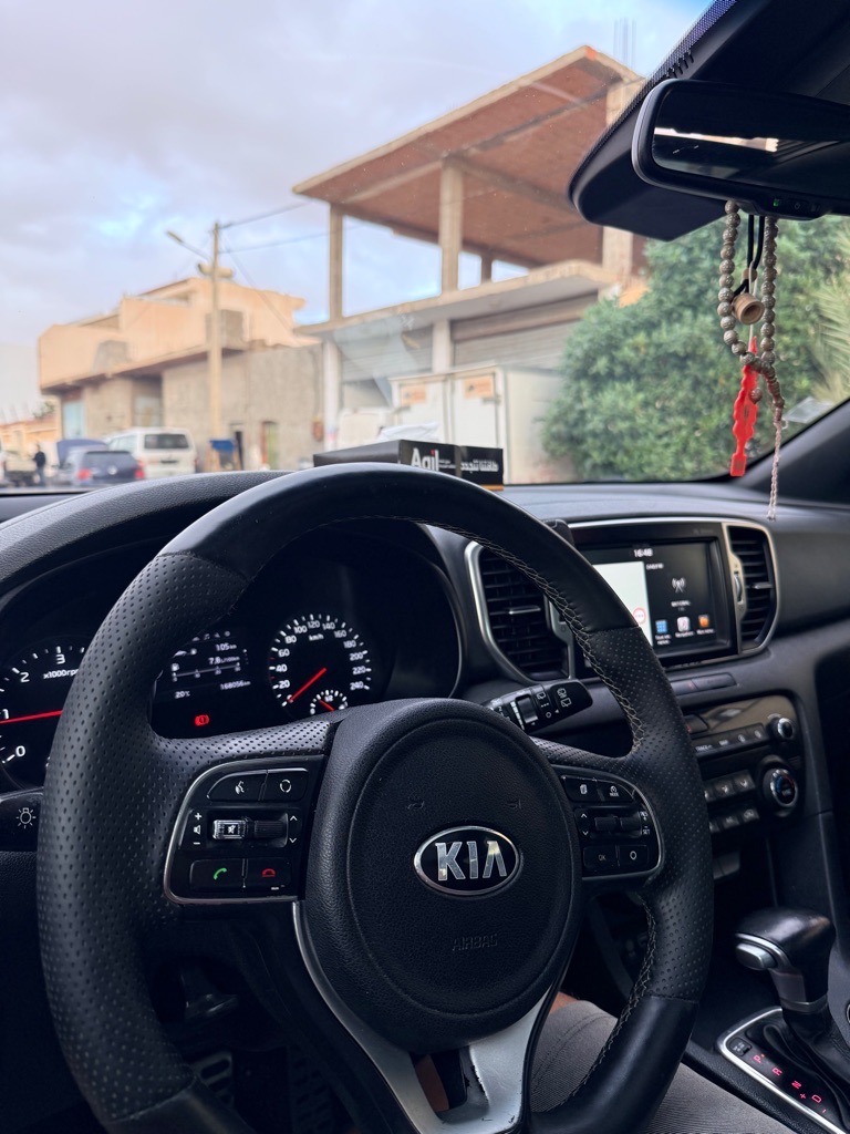 a vendre une bonne kia sportage