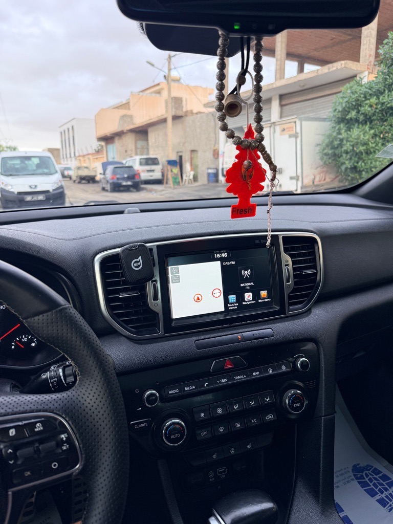 a vendre une bonne kia sportage