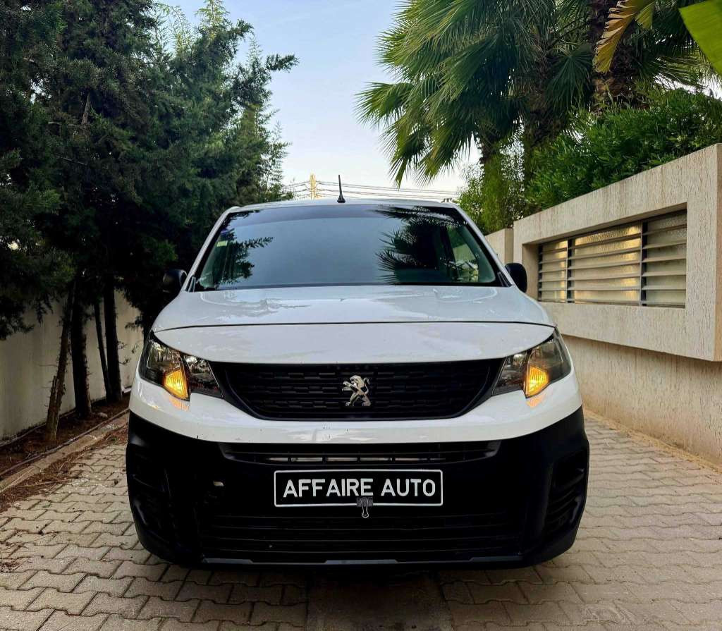 💥 PEUGEOT PARTNER 2022 DIESEL  💥
 Affaire Auto On accepte l'échange des voitures peinture 
