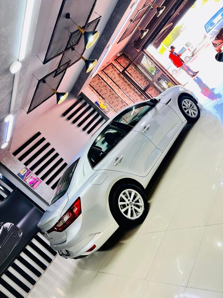 Megane4