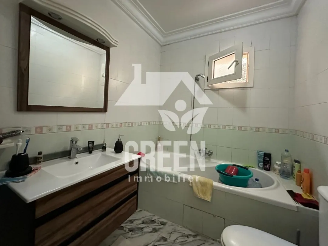 Appartement s+3 " Laouina "