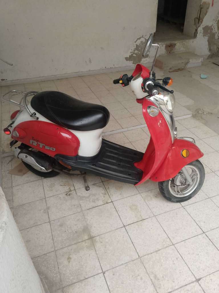 vespa 50