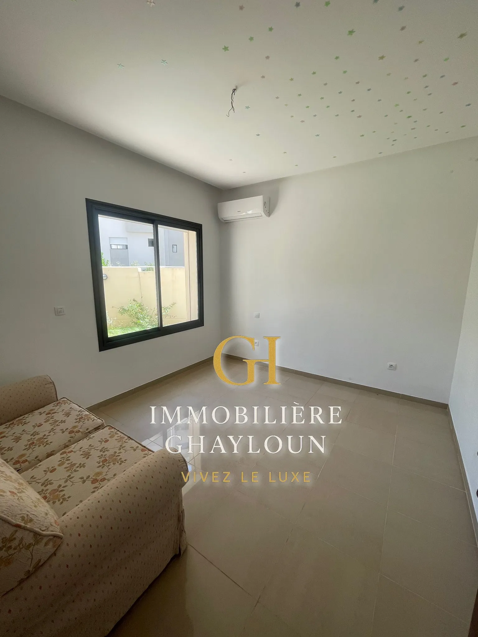 A Louer S+2 avec jardin Ă Ennaser 2