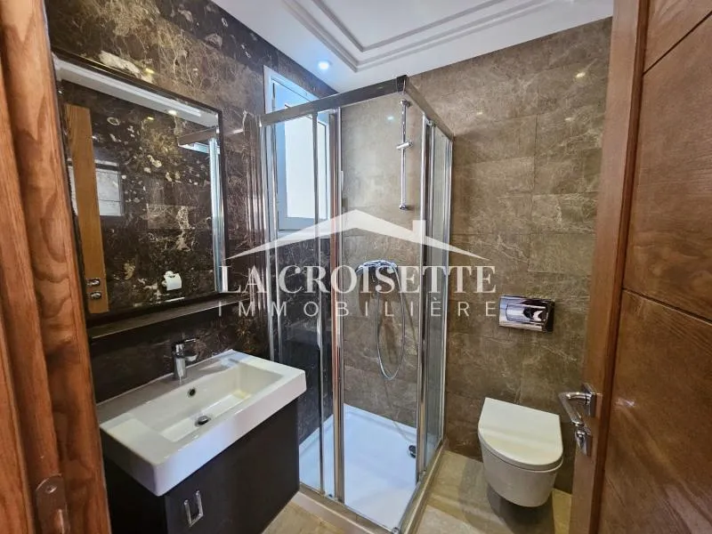 Penthouse s4 avec terrasse et piscine aux Jardins de Carthage MAL4154