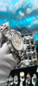 Montre homme en acier, style moderne