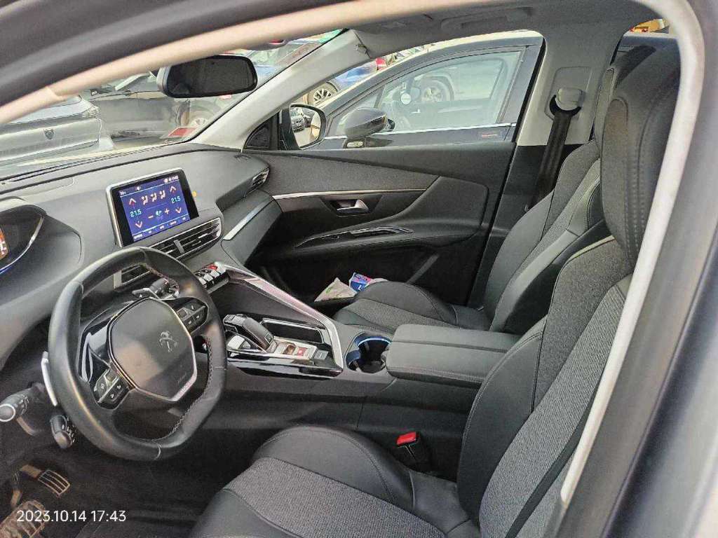 A vendre 3008 tt options 25430768