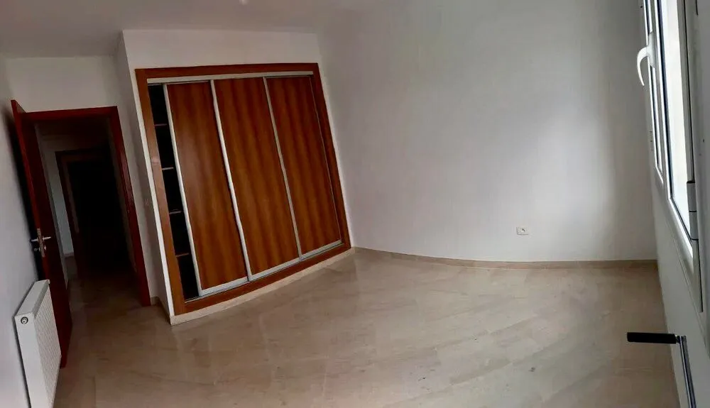 A Louer Appartement S+3 à Jardin d'el Menzah 2