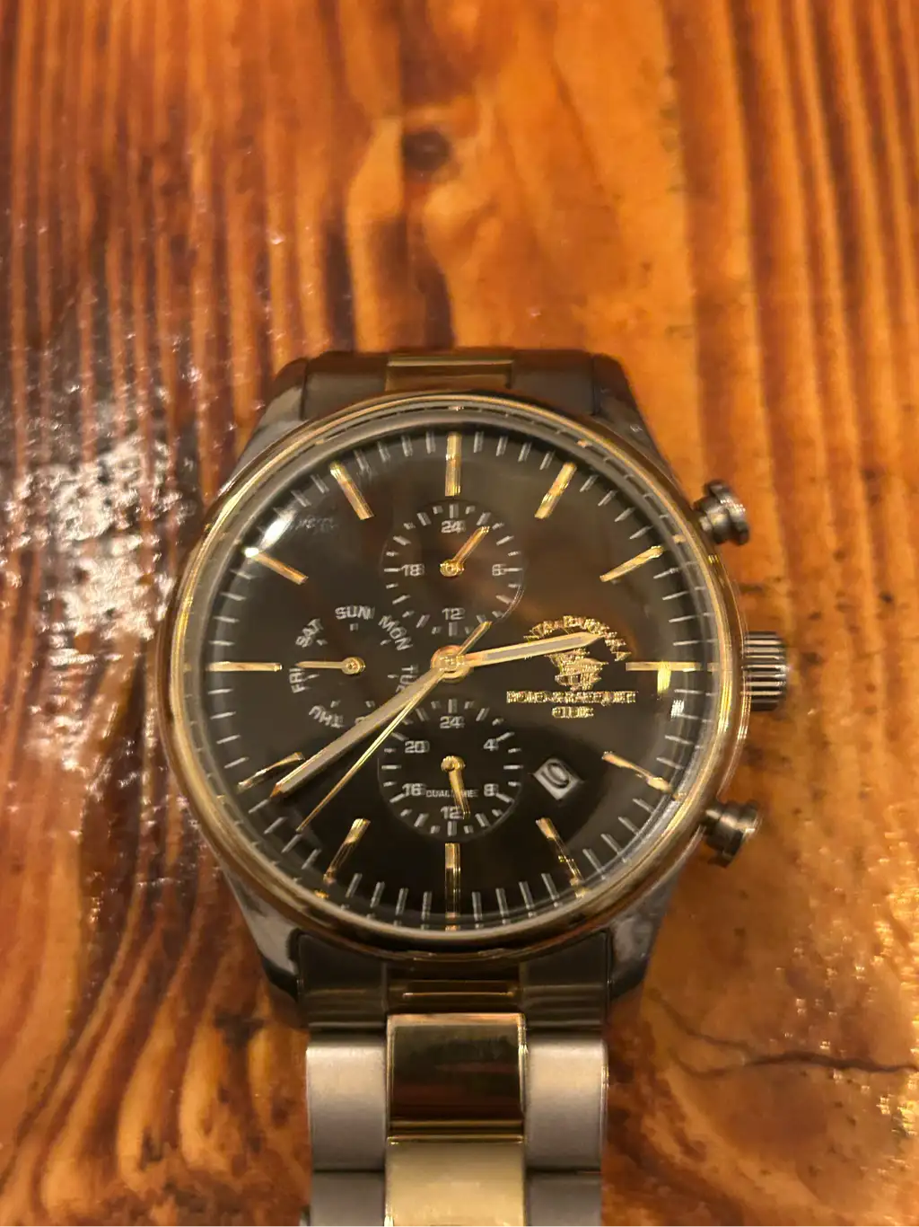 Une Montre polo et racqeut club : santa barbar