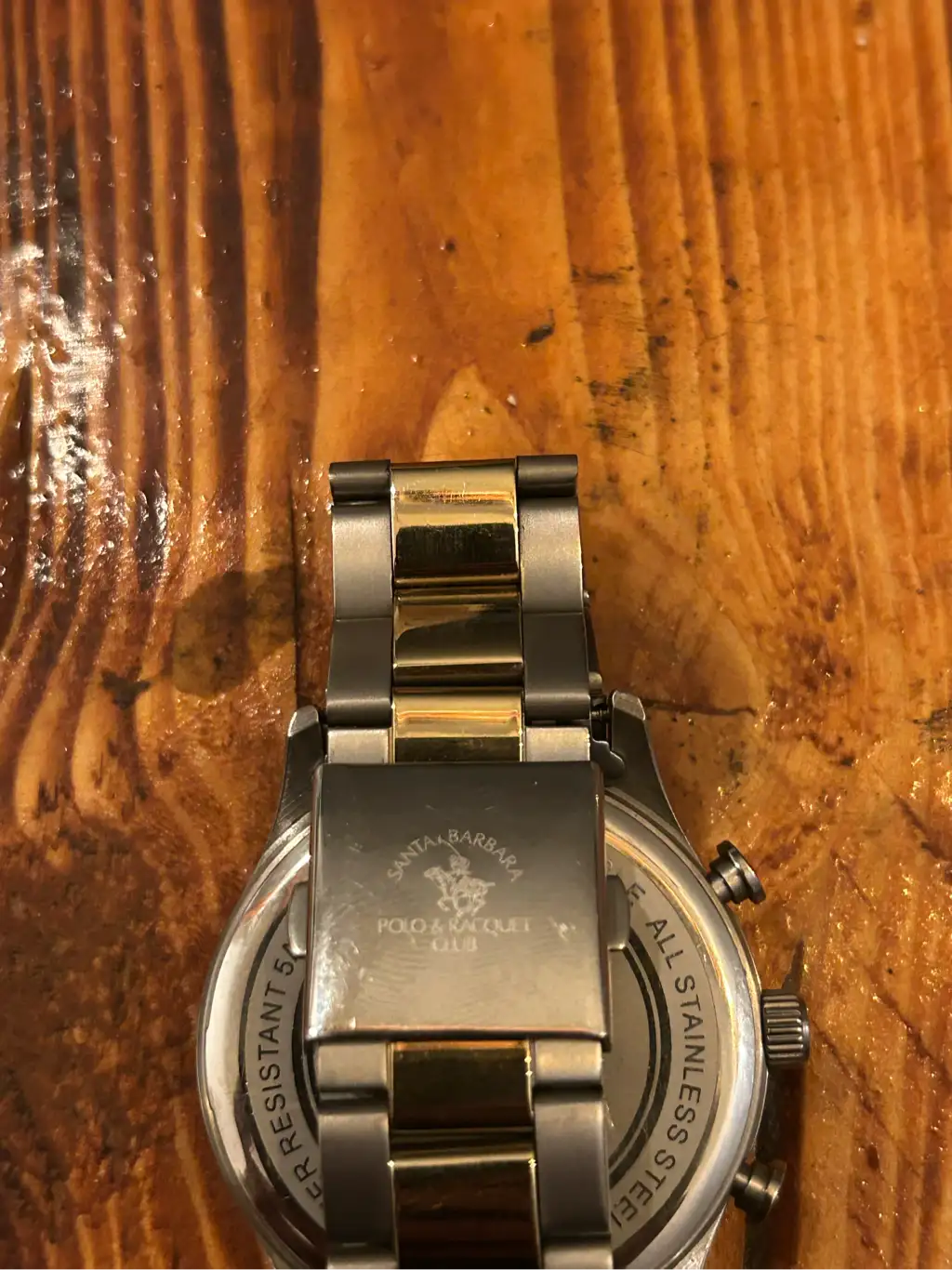Une Montre polo et racqeut club : santa barbar