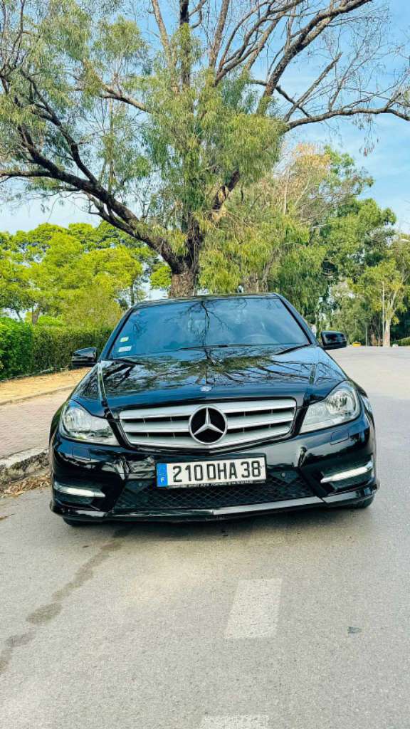 Mercedes classe c restylé w 204