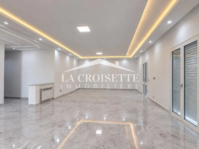 Etage de villa S+3 à Ain Zaghouan nord ZEL0600