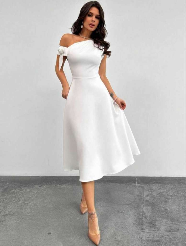 Robe importée élégante et minimaliste pour femmes