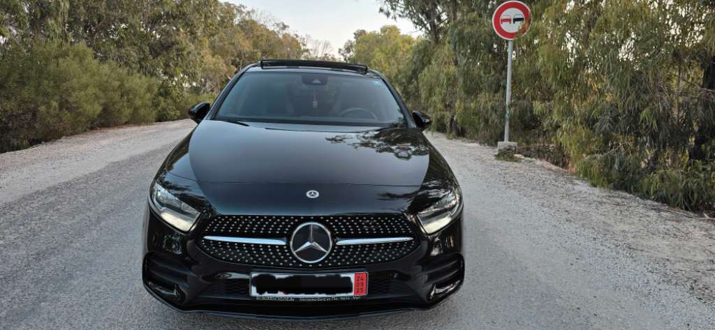 mercedes benz A250 E pack amg essence full hybrid état neufff importée de l’Allemagne fin serie 254