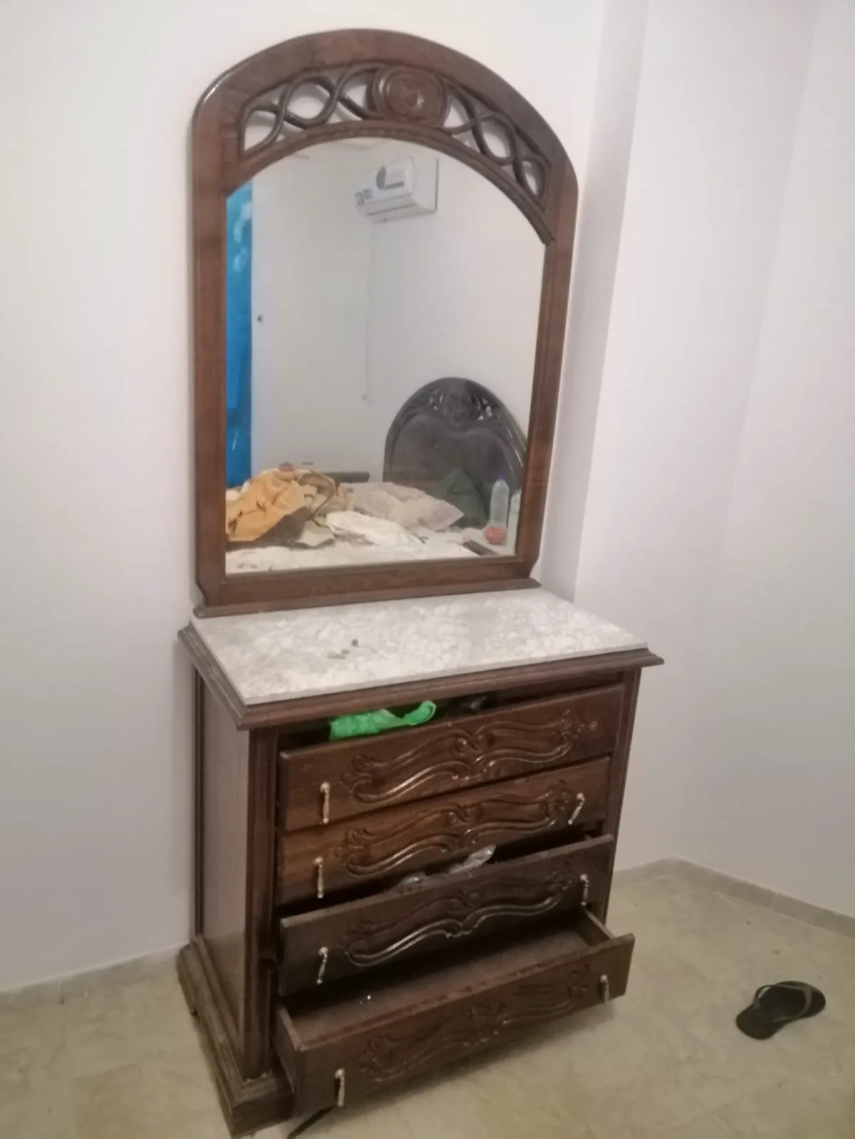 Chambre à coucher avec matelas