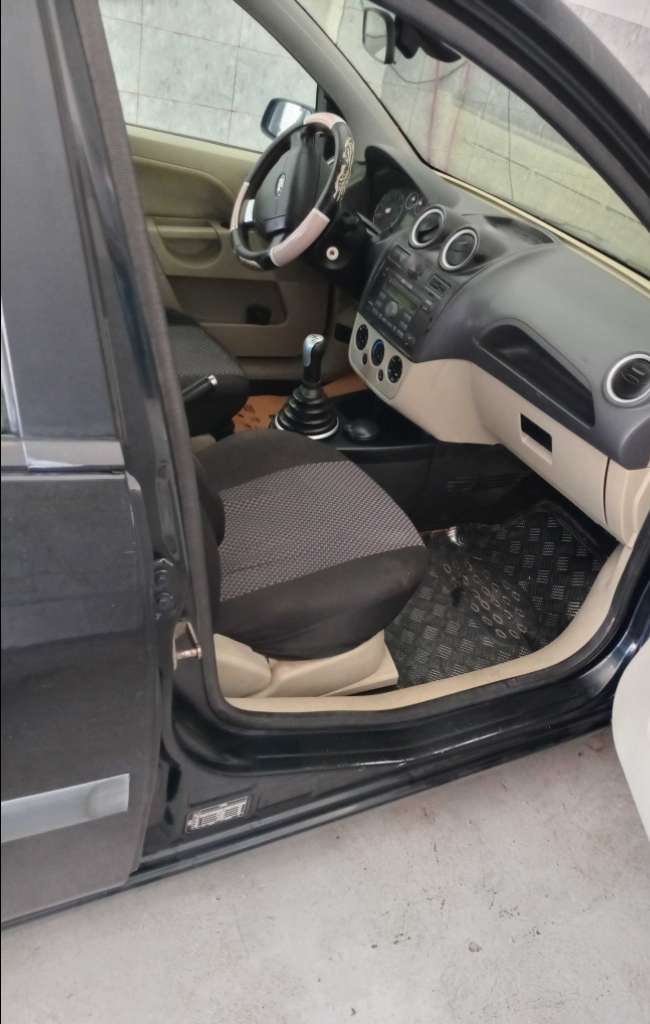 Ford Fiesta Ghia