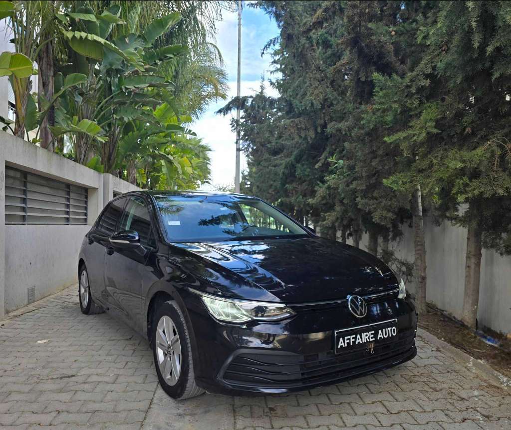 Volkswagen Golf8 essence 2022 🔁 on accepte l échange des voitures
