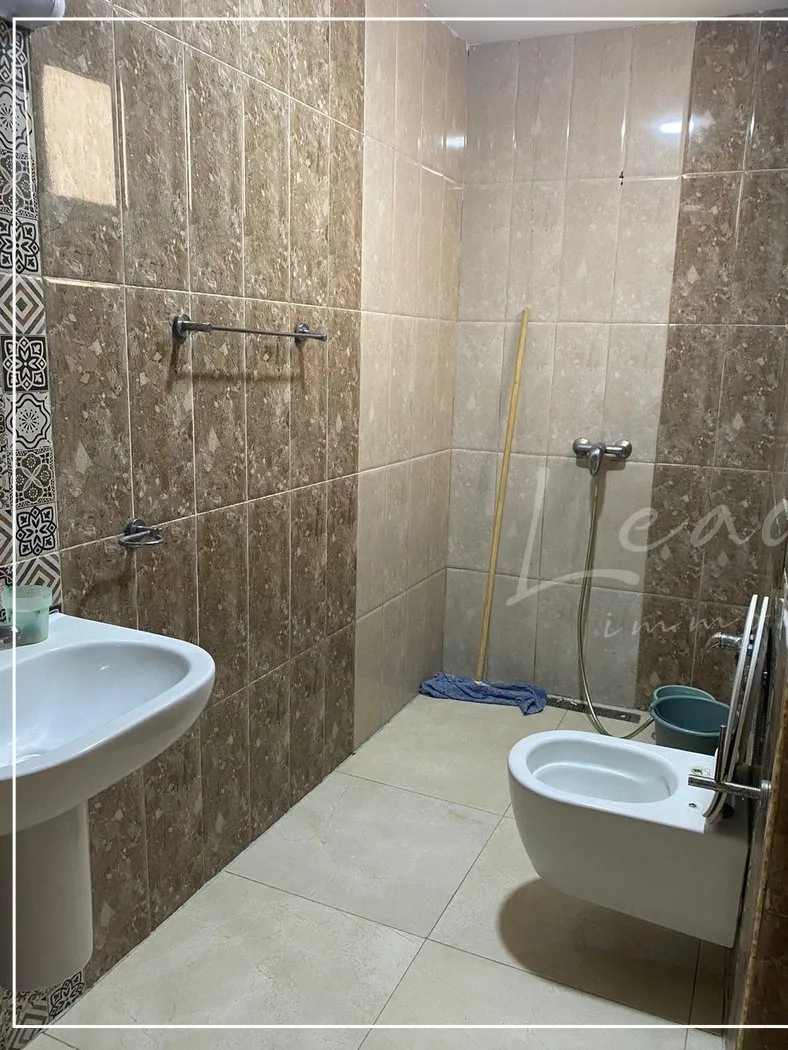 Vente Appartement S+2 à Kelibia 🏡 | 140 m² avec Jardin et Vue Mer