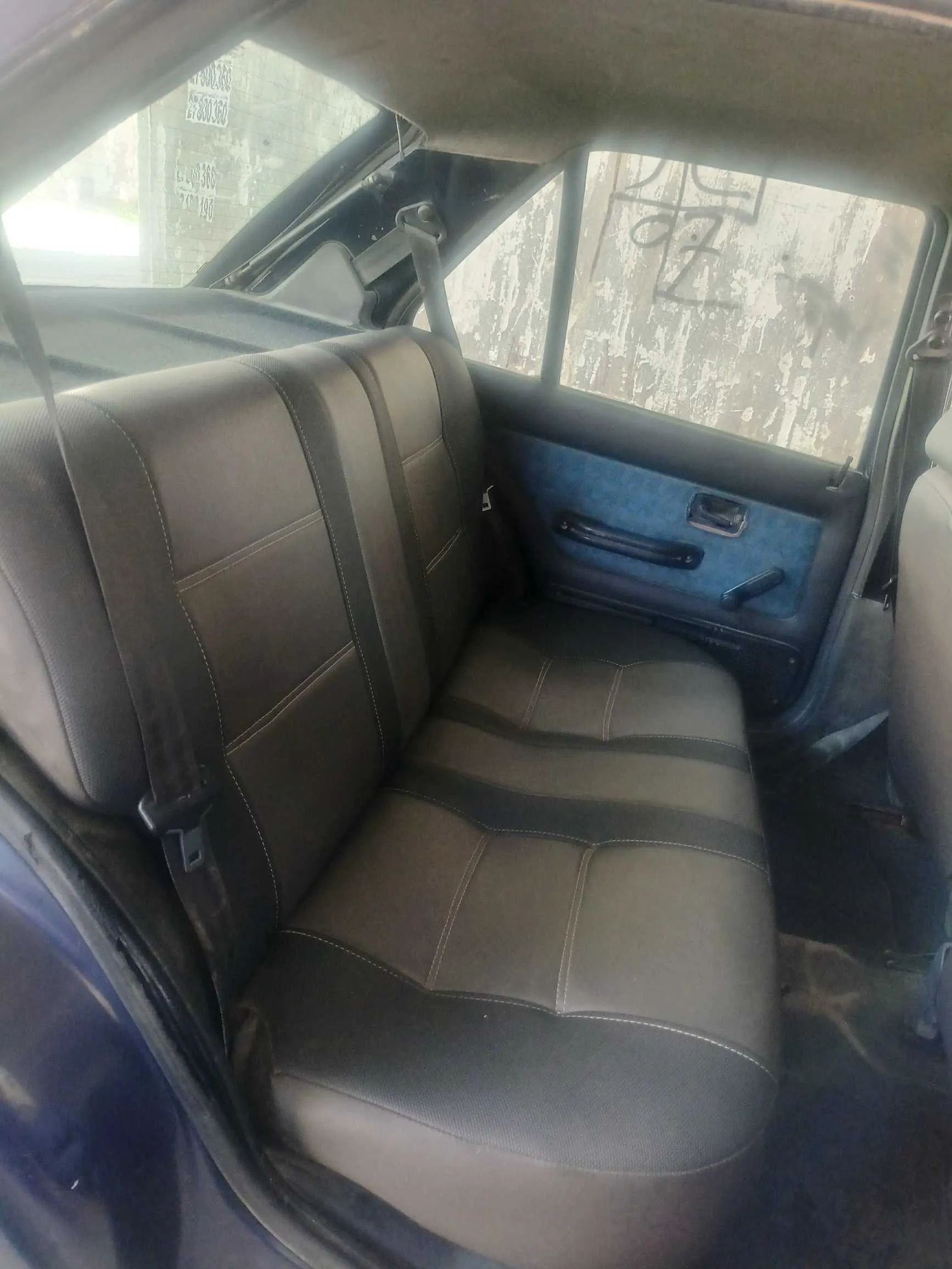 A vendre Peugeot 106